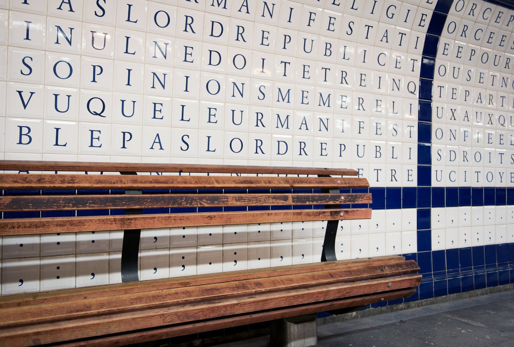 Concorde Metro Station Paris