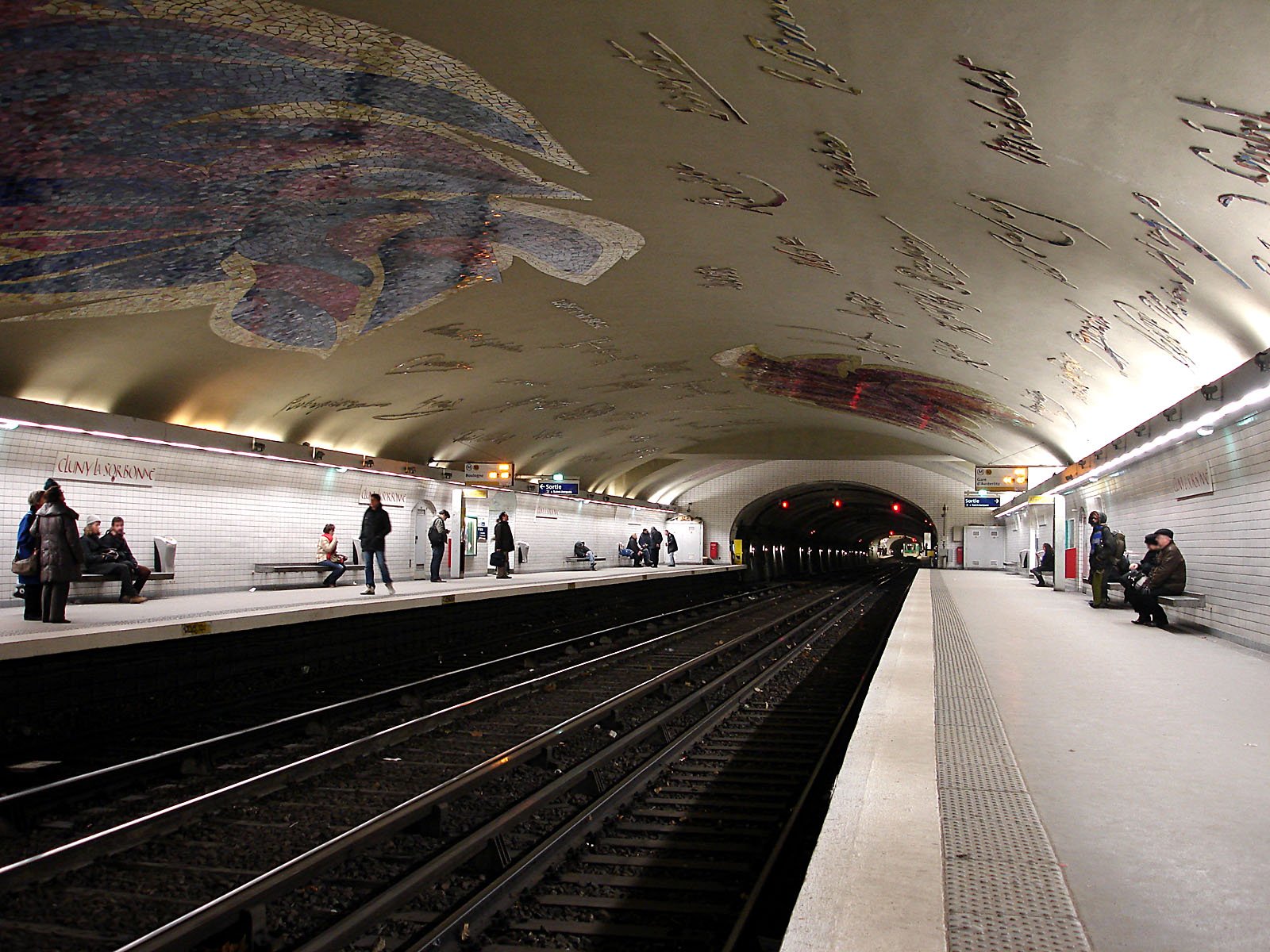 Cluny-La Sorbonne Paris Metro Staiton
