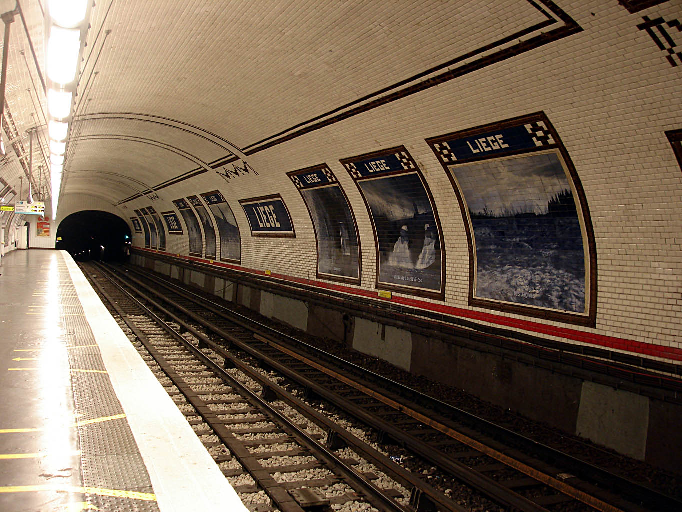 Liege Paris Metro Station