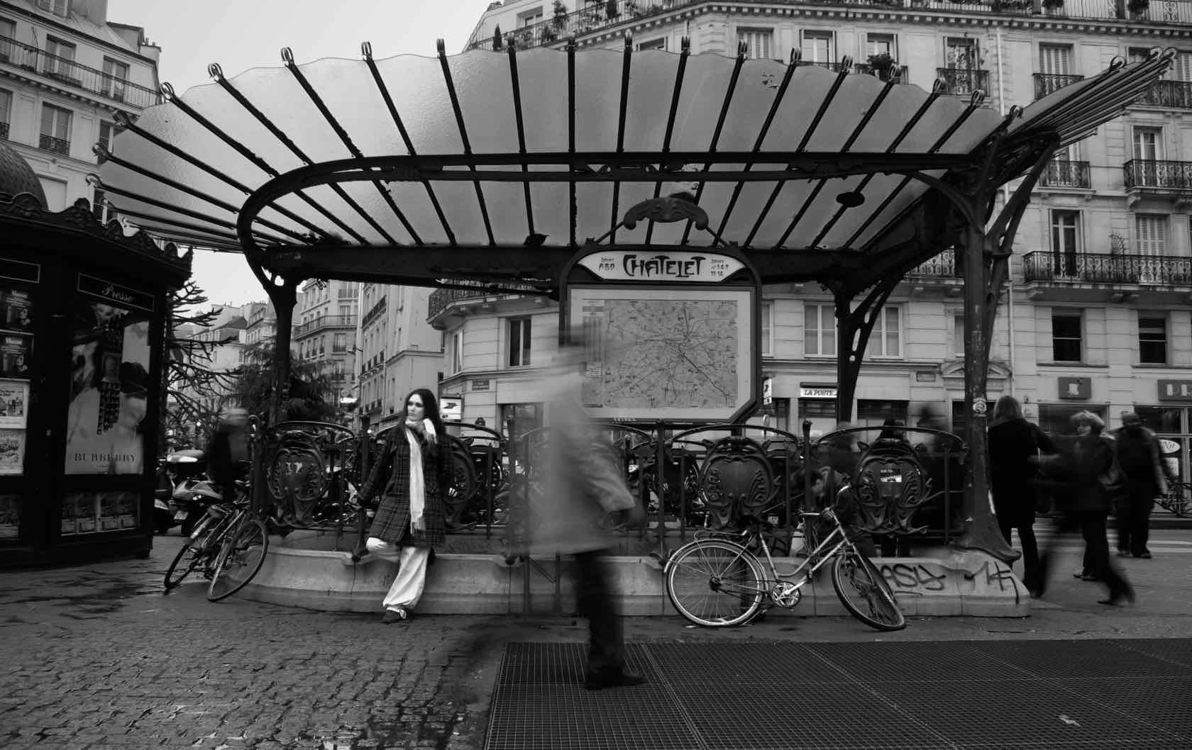 Paris Metro Station Entrance Chatlet