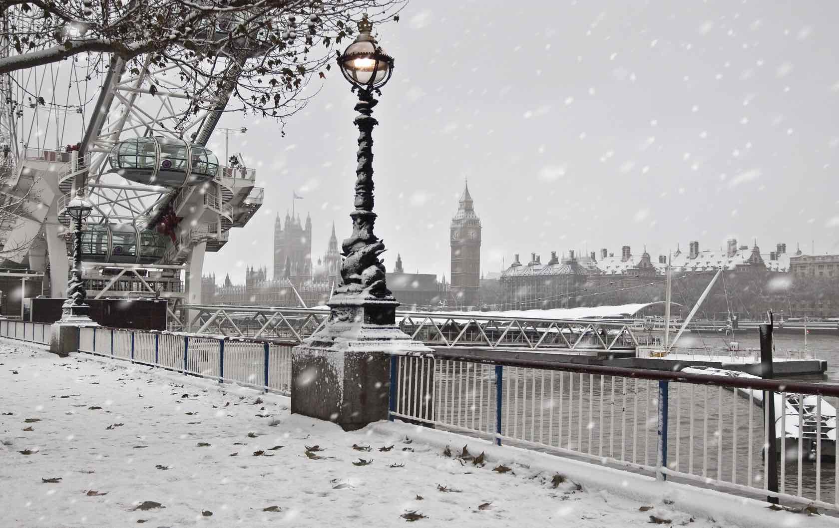 Visit London and Paris in Winter London under snow