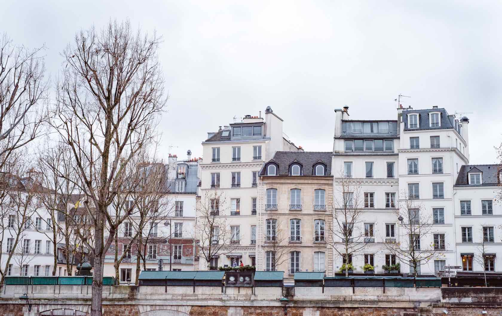 Visit Paris in the Winter Place Dauphine Seine