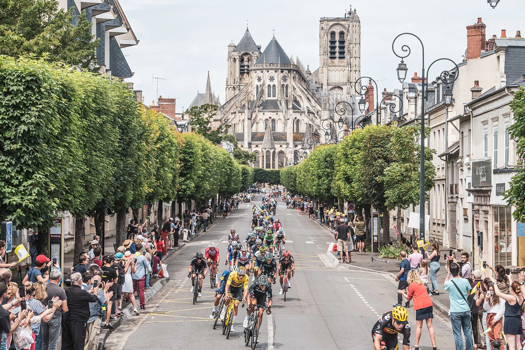 Why the Tour de France is the World's Most Beautiful Race - Paris Perfect