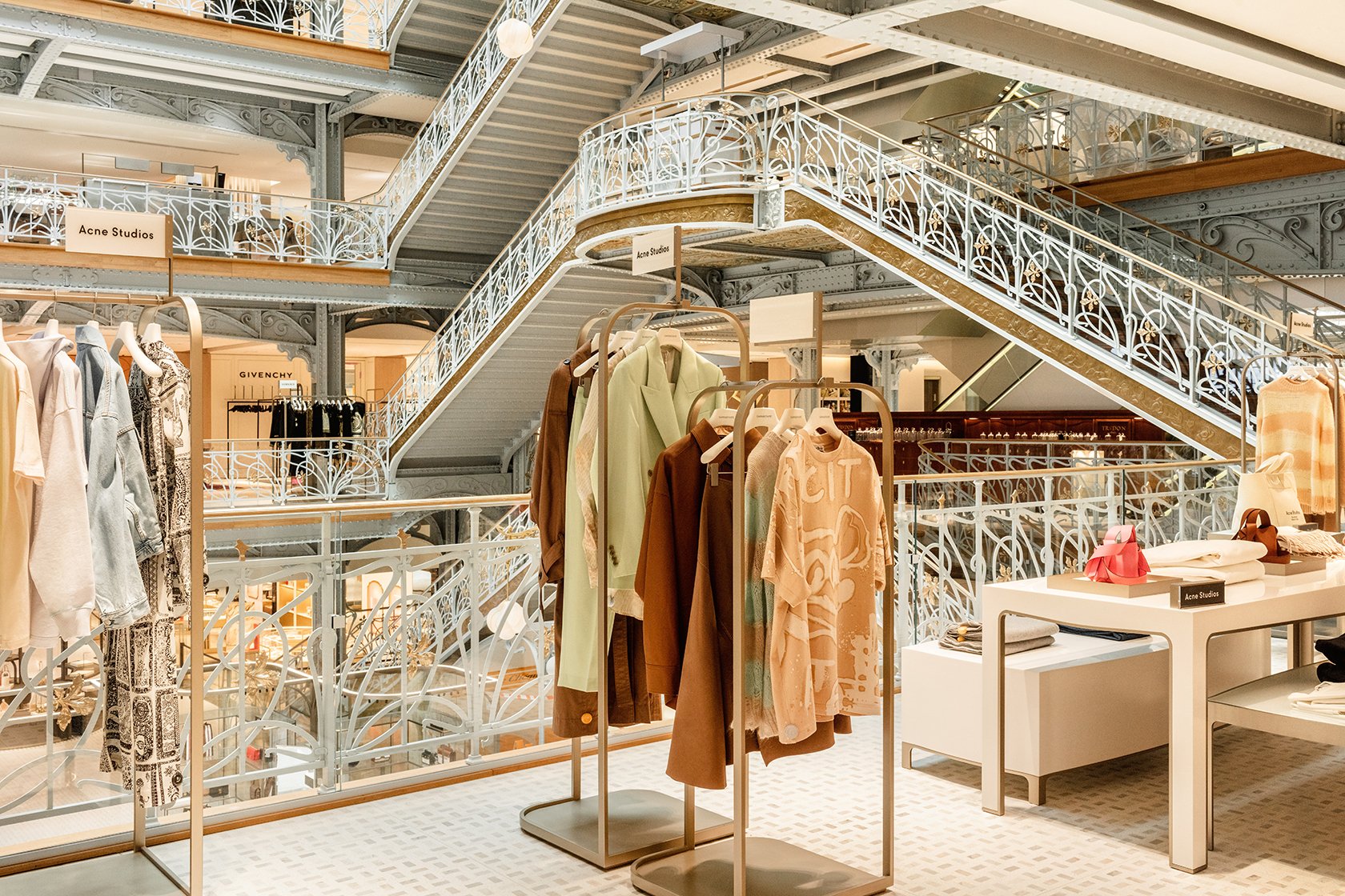 Samaritaine, Parisian Department Store