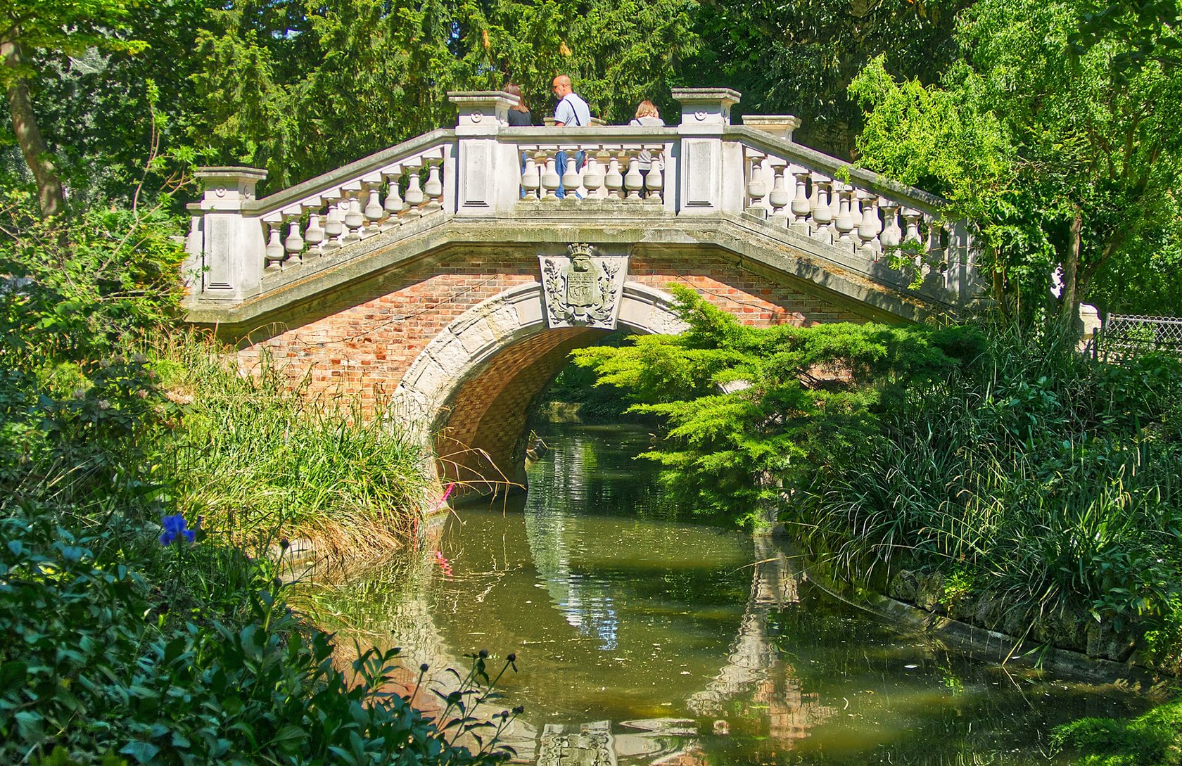 Parc Monceau A Paris Park For Art Lovers Laptrinhx News