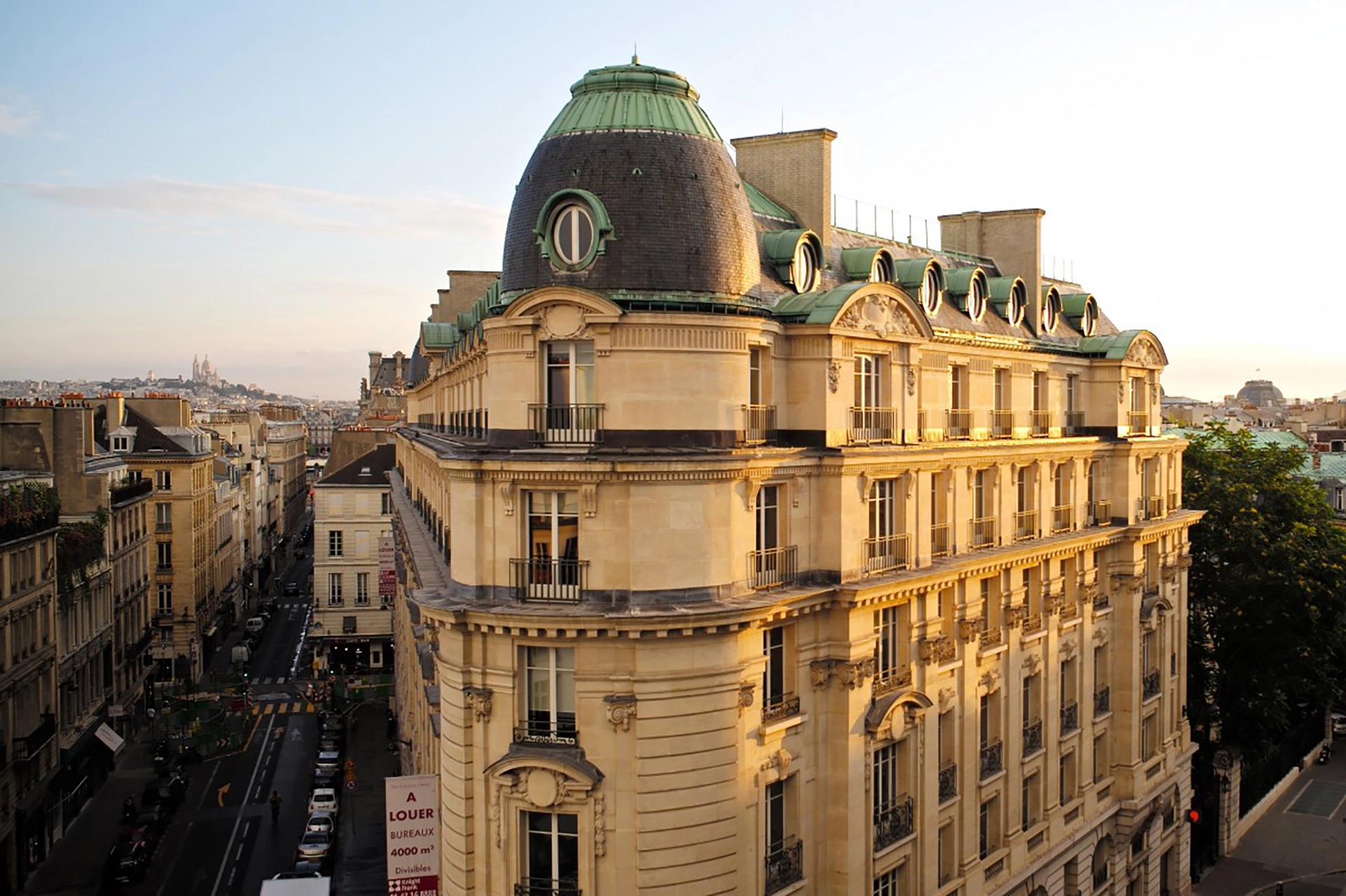 Avenue Montaigne — Paris Property Group %