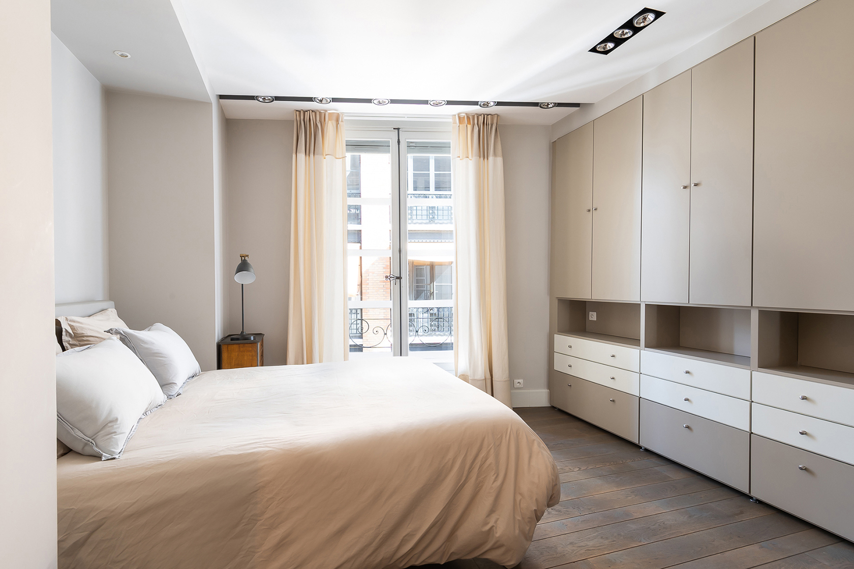 Paris two bedroom apartment for sale