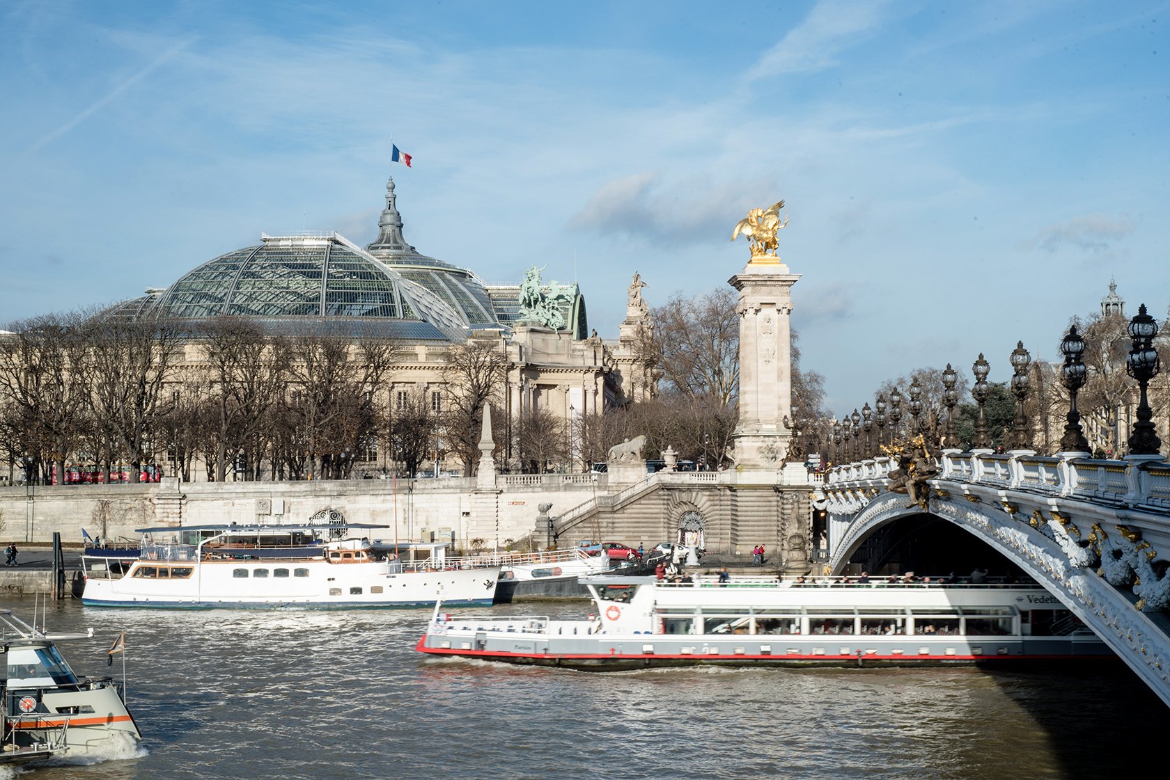 Paris winter Seine cruise