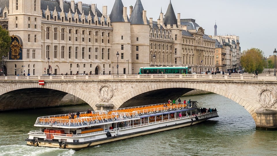 The Batobus Paris