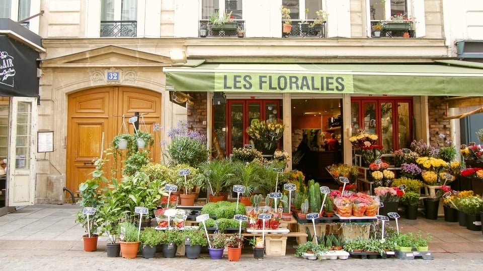 A Terrific New Tea Emporium Just Opened on Rue Cler! - Paris Perfect