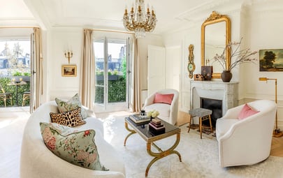 Before & After at Les Pierres Dorées – A Paris Apartment with a Golden View