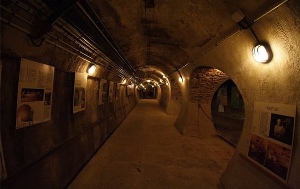 Les Egouts de Paris:  The Sewers of Paris