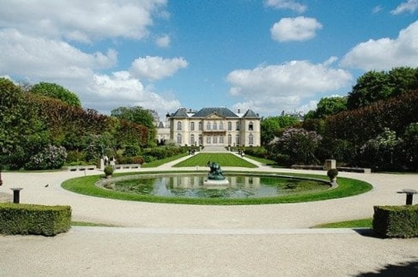 French Lesson at the Jardin du Musée Rodin in Paris