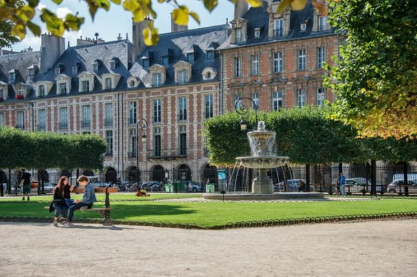 Live Like a King – Place des Vosges Apartment for Sale!