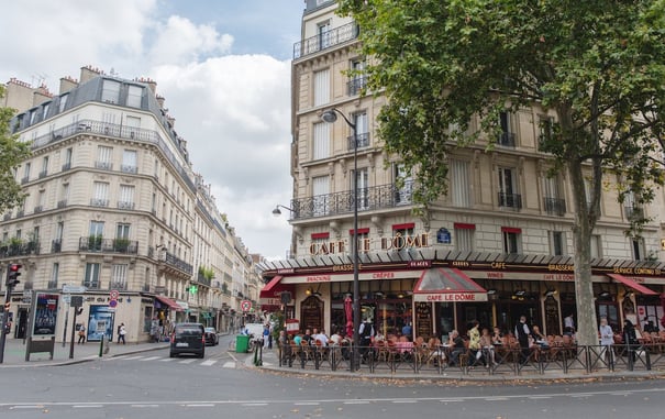 The 69 Bus – See All the Top Sights in Paris!