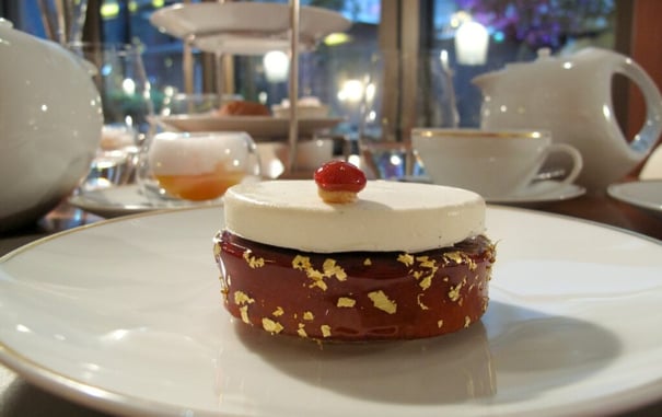 A Contemporary Winter Teatime at the Mandarin Oriental Hotel