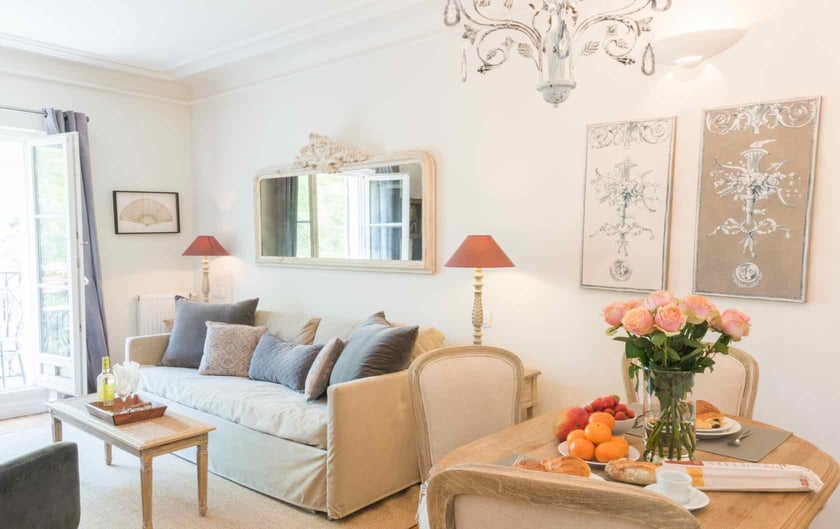 Romantic and Fabulous: the Calvados Luxury Apartment Rental!