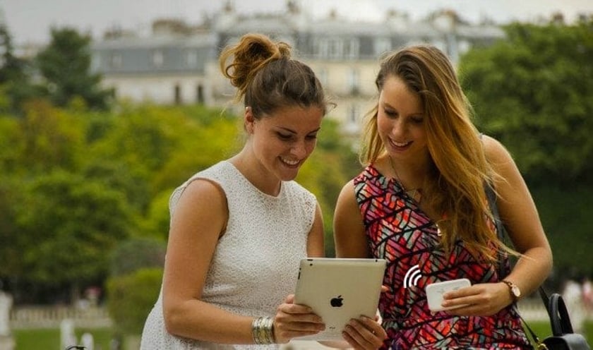 How to Have Wifi Everywhere You Go in Paris