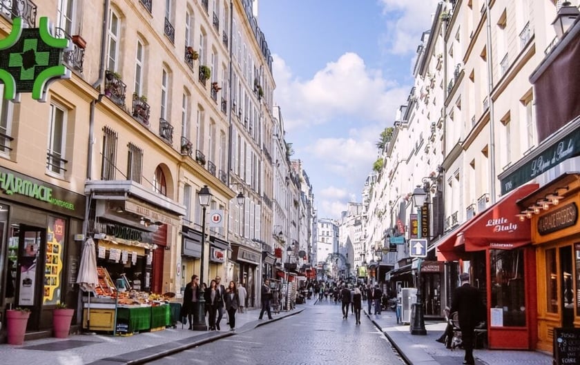 The Best of Rue Montorgeuil – Historic Market Street in the Center of Paris!