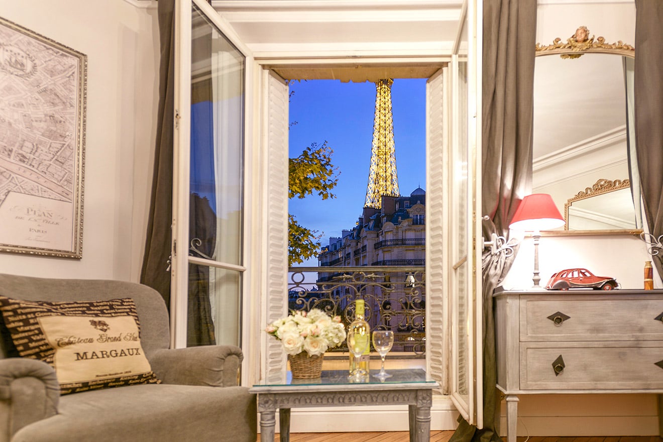 1 Bedroom Eiffel Tower Apartment - Great Alternative to Eiffel Tower Hotel - Paris Perfect