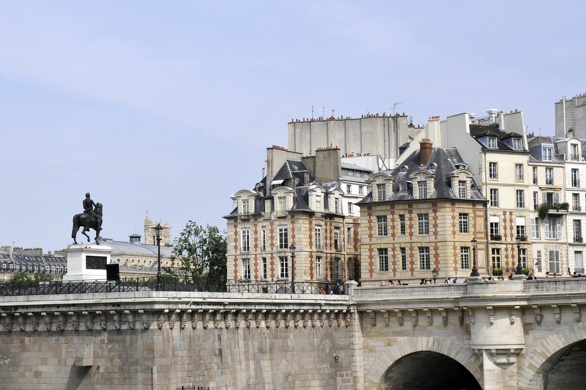 Place Dauphine Apartment for Sale in Paris