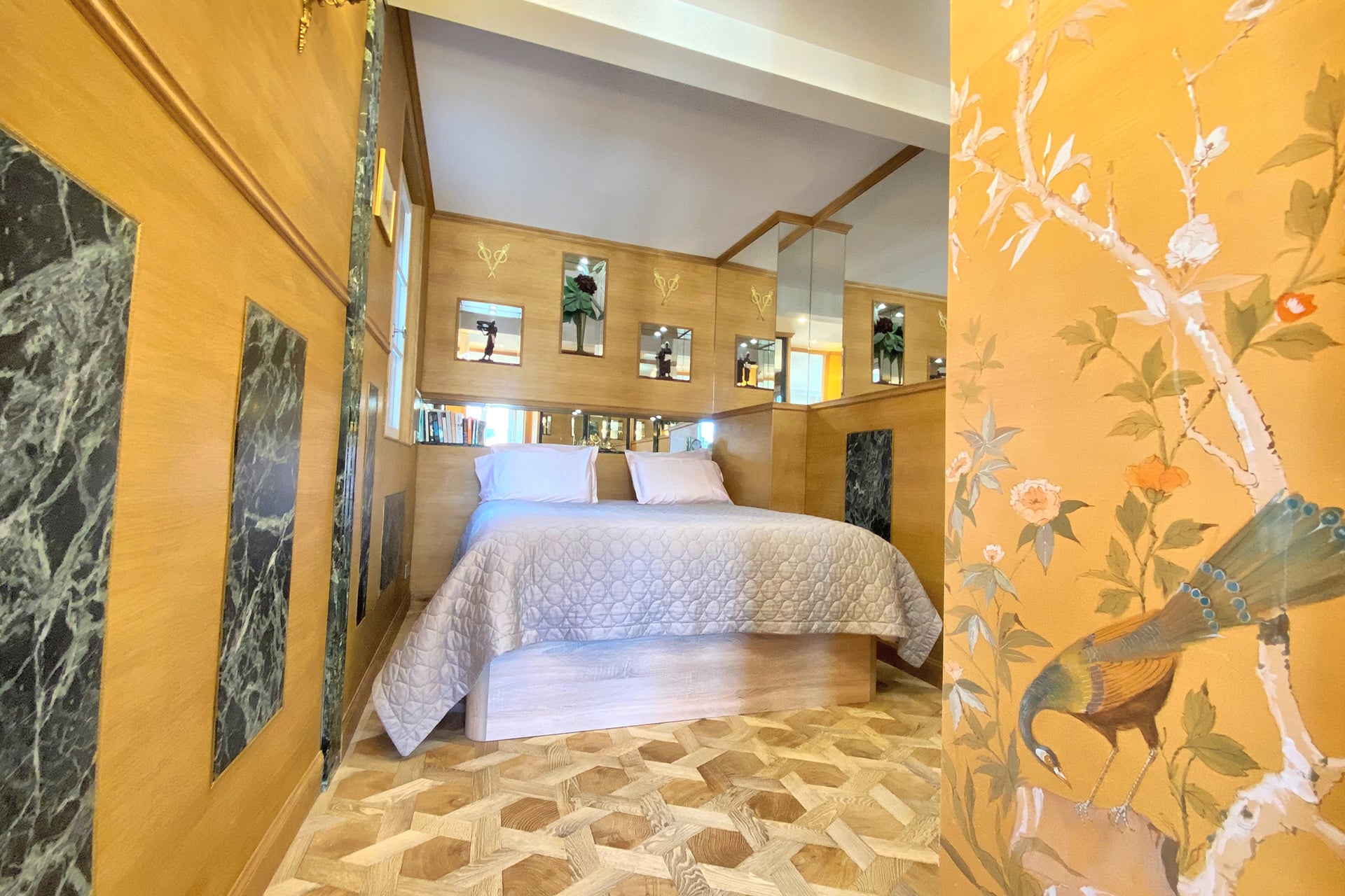 Place Dauphine Apartment for Sale in Paris