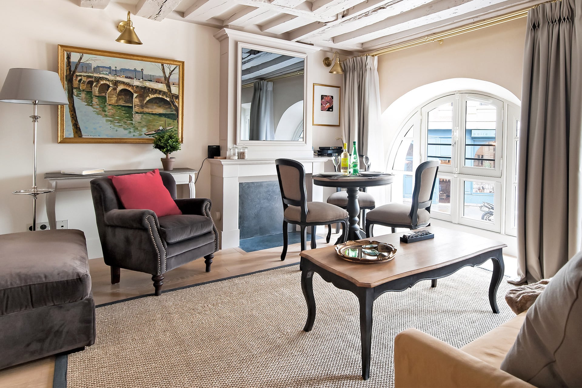 Place Dauphine Two Bedroom Apartment Rental in Paris