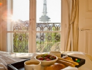 Celebrating Your Engagement, Honeymoon or Anniversary in Paris