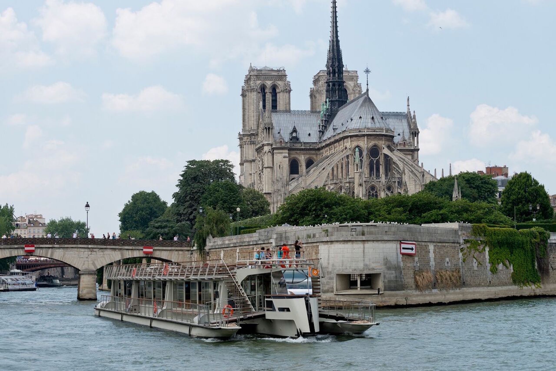 Paris France Travel Tips for your Paris France Vacation