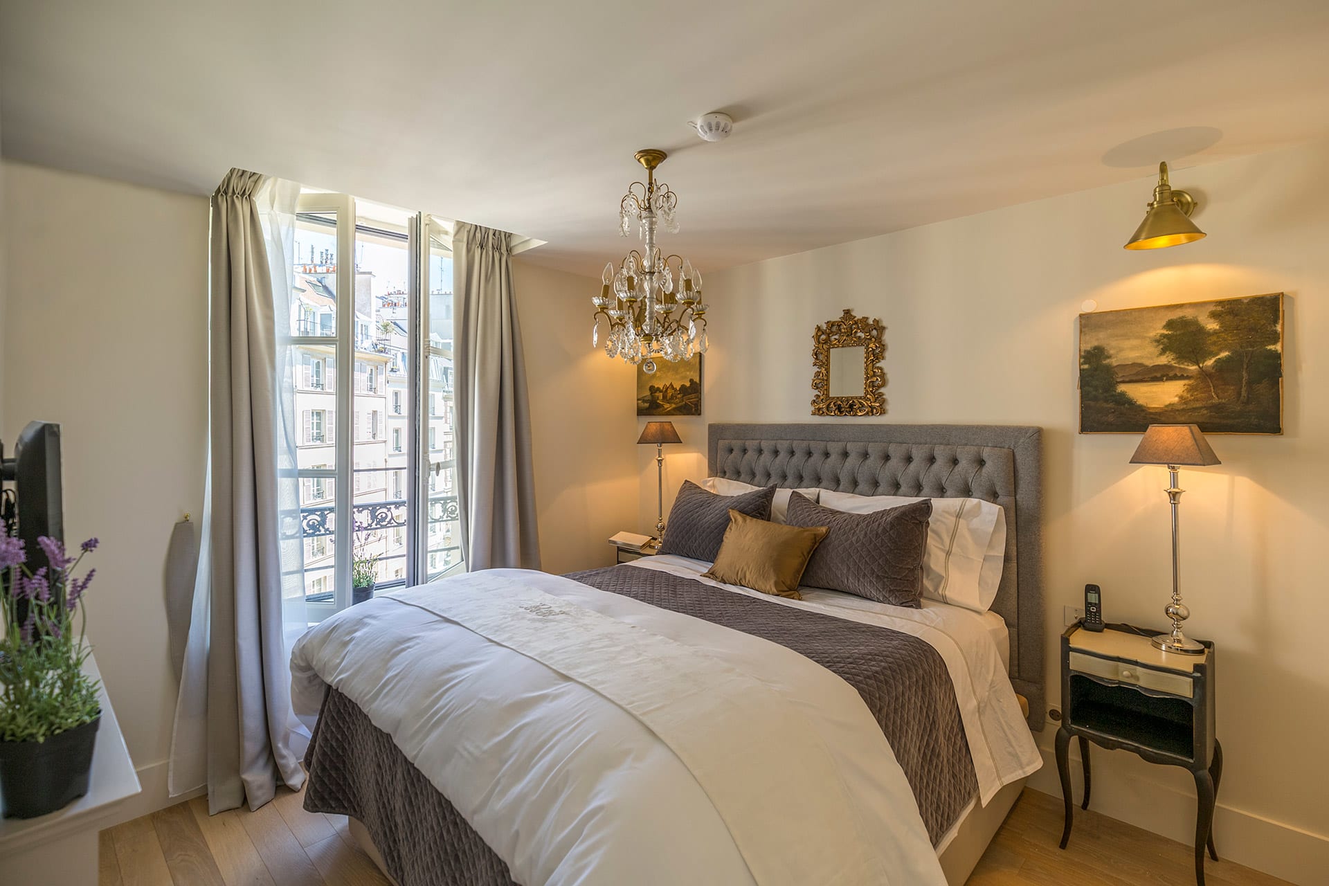 Place Dauphine One Bedroom Apartment Rental Paris