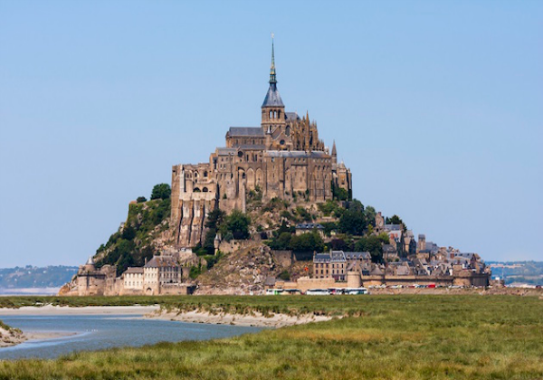 Day Trip to Mont Saint Michel from Paris